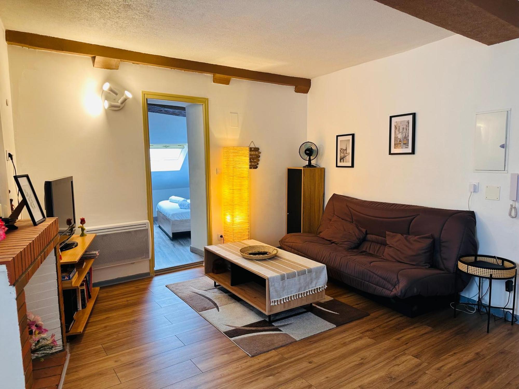 Nord Proche Gare De Fleury Les Aubrais - T2 - Le Charme Des 3 Croissants By Primo C0nciergerie Apartment Orleans